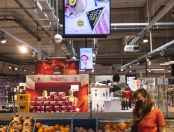 Use Digital Signage to communicate with impact outside the category!